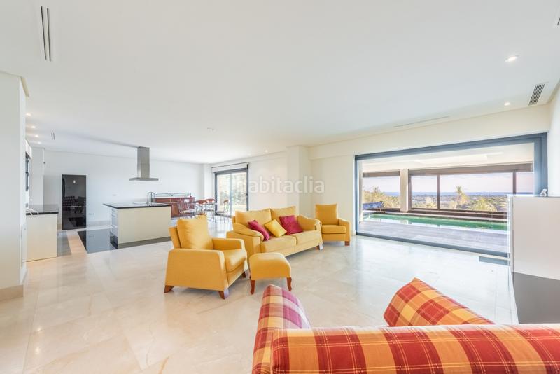 Foto 6e0308ef-ced4-4628-97ec-6541e2b8f8e2. Haus mit parking pool in Sotogrande alto Sotogrande