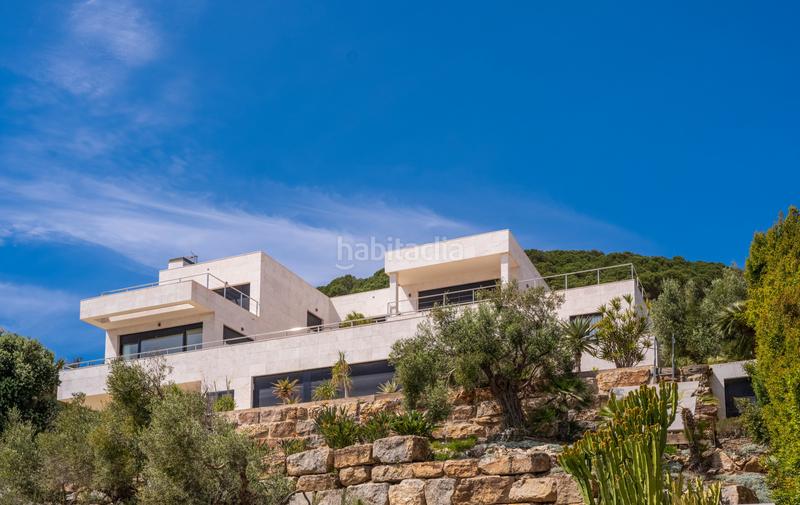 Foto fac10186-ce28-401e-9fc8-f99354c3bfe4. Haus mit parking pool in Sotogrande alto Sotogrande