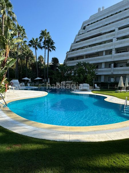 Foto 2879fc4e-304d-4b87-9066-b0164c7ae126. Apartament amb aparcament piscina a Puente Romano Marbella