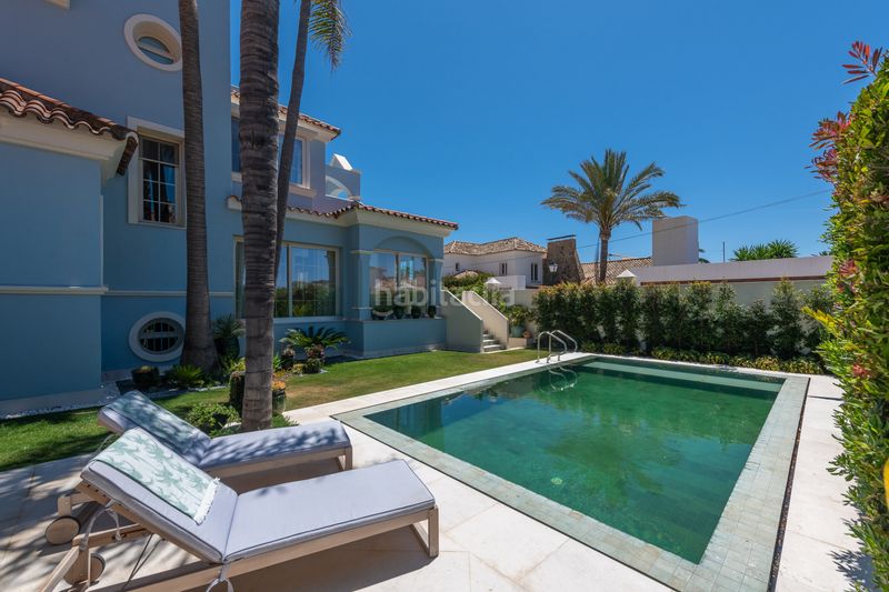 Foto 2baa19dd-3955-4053-aeba-8f413fea9ce3. Casa amb calefacció aparcament piscina a Puerto Banús Marbella
