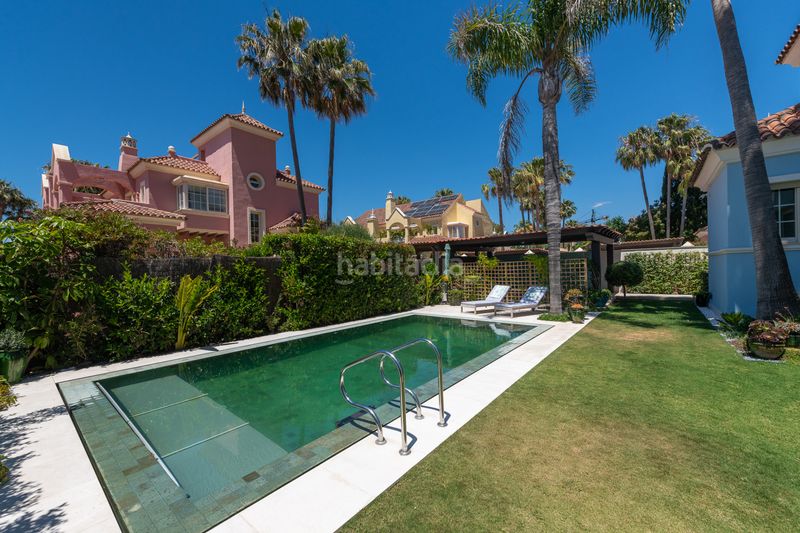 Foto fdd70474-dd21-4110-93bb-c11fdc8c8b35. Casa amb calefacció aparcament piscina a Puerto Banús Marbella
