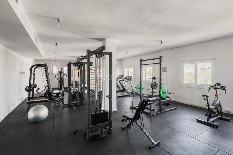 Foto e40adb9f-0cdb-4a58-bbcf-89b5a5a02ac6. Planta baixa amb calefacció aparcament piscina a Marbella