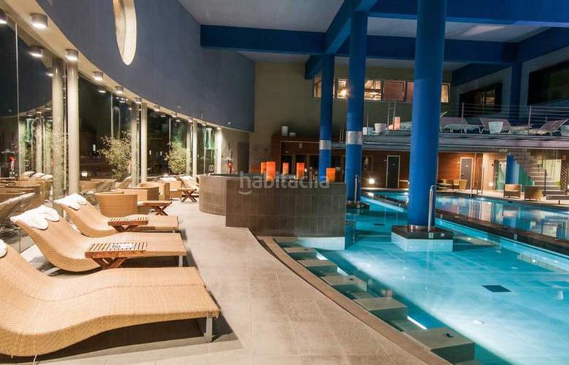 Foto 000d8da5-c0aa-49e7-bd48-56e621550098. Piano terra con parcheggio piscina in Puerto Deportivo Fuengirola