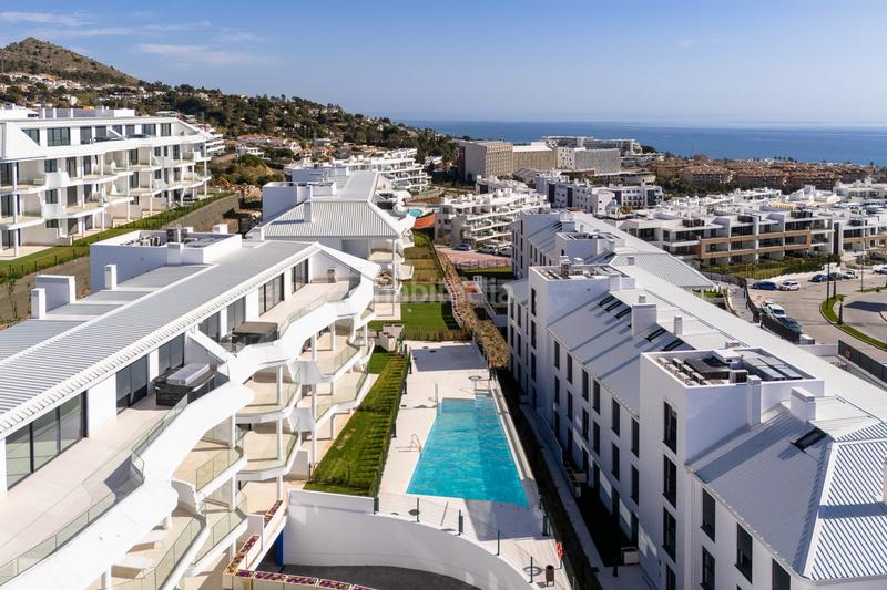 Foto 54e4570e-990d-48e0-a65a-7d18df6efc93. Piano terra con parcheggio piscina in Puerto Deportivo Fuengirola