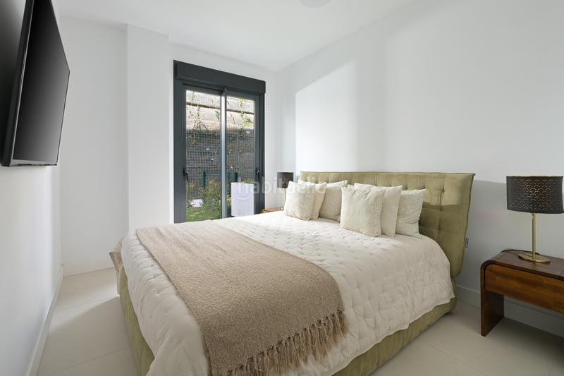 Foto 8f2334d1-f5c3-435b-84bd-7d58c15d6421. Piano terra con parcheggio piscina in Puerto Deportivo Fuengirola