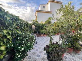 Towny house in Centro. Bonita casapareada