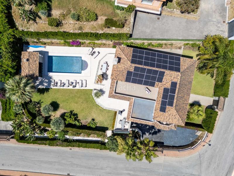 Foto 9299e379-248c-422a-8b3b-881b26abe4b7. Casa con riscaldamento parcheggio piscina in Nueva Andalucía centro Marbella