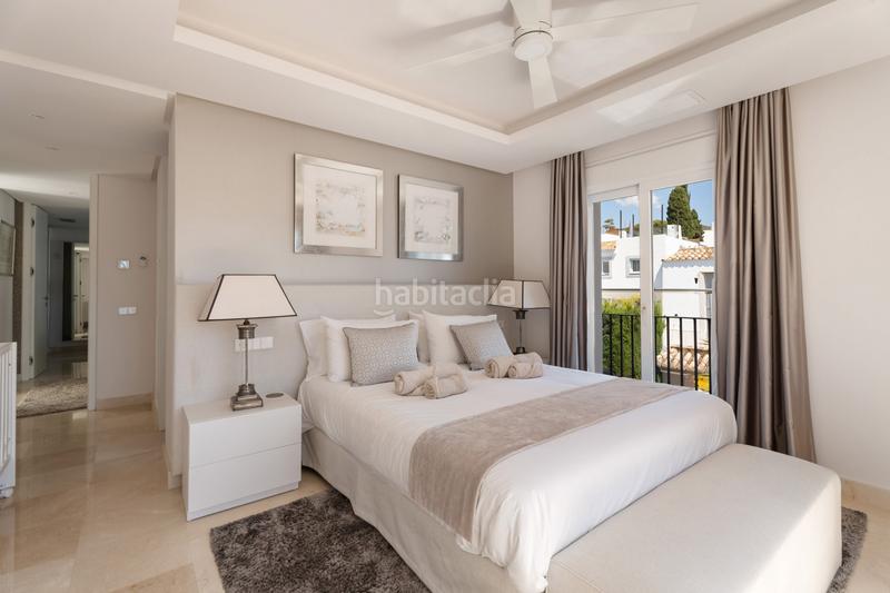 Foto a317ceb2-1d5d-442a-9a09-9cb3de107f51. Casa con riscaldamento parcheggio piscina in Nueva Andalucía centro Marbella