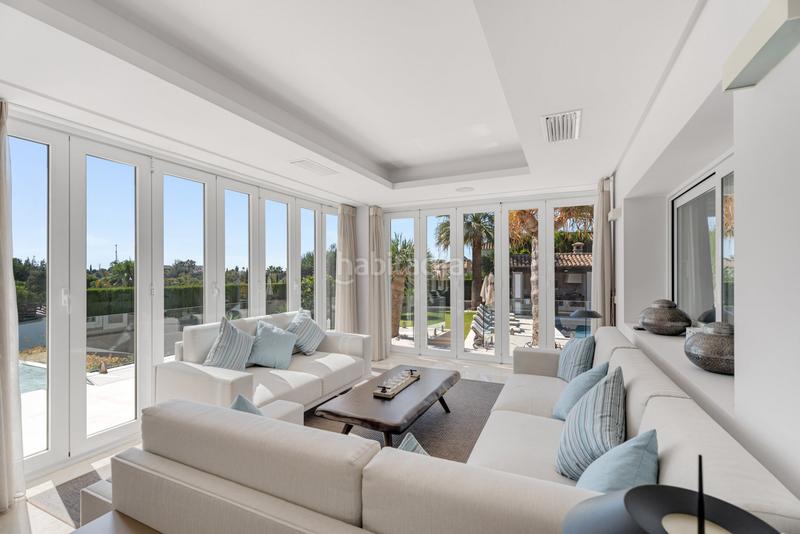 Foto ba45749b-5577-4db8-b5e0-fabaeab2f44a. Casa con riscaldamento parcheggio piscina in Nueva Andalucía centro Marbella