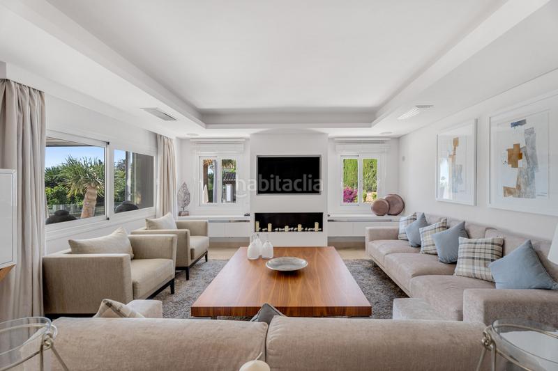 Foto d5385cc5-9b81-4361-a8e1-f92891b9ac17. Casa con riscaldamento parcheggio piscina in Nueva Andalucía centro Marbella