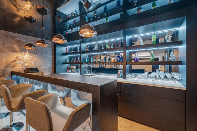 Foto dfad211e-e0f9-47db-af68-b5880c765f62. Casa con riscaldamento parcheggio piscina in Nueva Andalucía centro Marbella