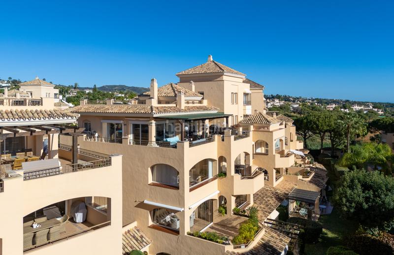 Foto 25e85c38-d314-4dbc-87bd-c9816325c165. Attique avec parking piscine dans Santa María Marbella