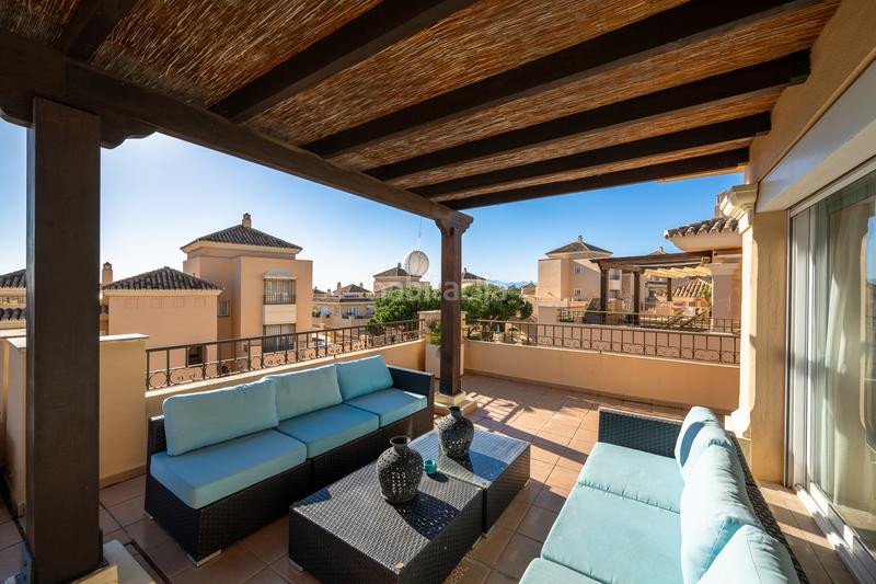 Foto 90a78054-61c7-4654-b664-5a8c23222bf8. Attique avec parking piscine dans Santa María Marbella