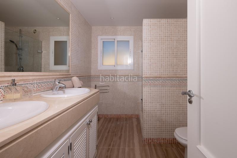 Foto a4dcee8f-c4be-404c-b2fc-44dc2e2f0ffe. Attique avec parking piscine dans Santa María Marbella