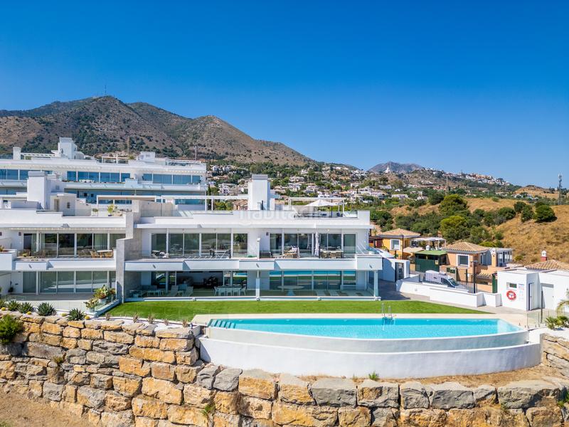 Foto 24d9646a-a8e9-4973-8c54-2d81e55f2d21. Affitto piccolo appartamento con parcheggio piscina in Benalmádena