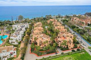 Rez-de-chaussée à Nueva Alcántara. Precioso apartamento de 3 dormitorios primera línea san pedro pl