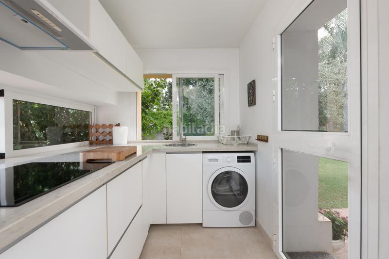 Foto 20b11133-3a39-4a0c-9bf1-5bc98c724307. Casa con piscina in La Carolina - Guadalpín Marbella