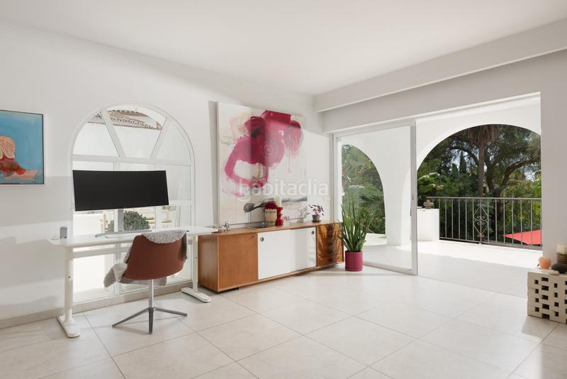 Foto d4707446-dfd5-4fa0-a65f-74b1c47835c9. Casa con piscina in La Carolina - Guadalpín Marbella