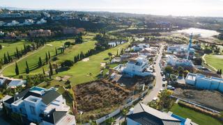 Terreny residencial a Los Flamingos. Parcelas excepcionales en primera línea de golf en los flamingos
