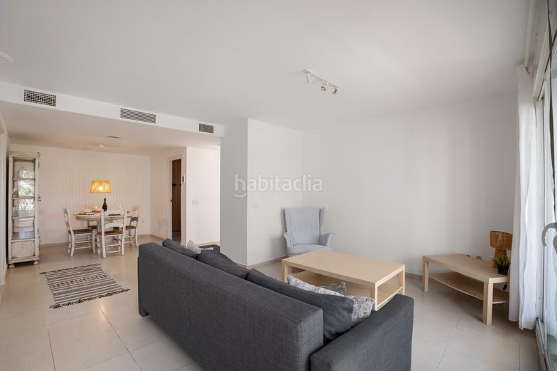 Foto 137ba209-e72f-4051-a899-9c442b62088a. Piccolo appartamento con parcheggio piscina in Zona Centro Comercial Torrequebrada Benalmádena