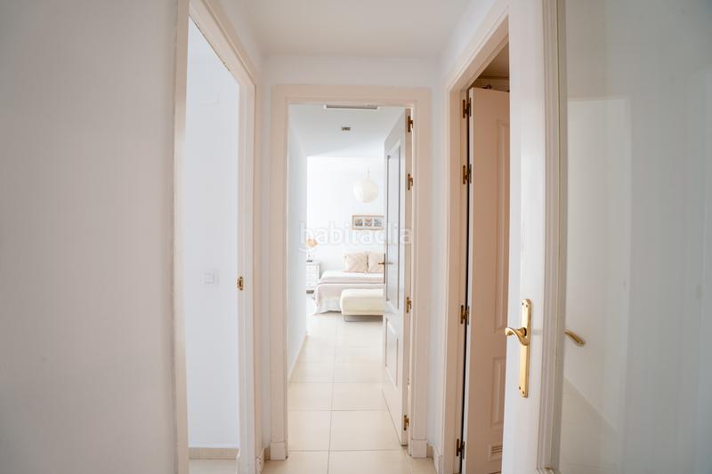 Foto 463917b4-c386-48c7-bfb6-e5892fe6856b. Piccolo appartamento con parcheggio piscina in Zona Centro Comercial Torrequebrada Benalmádena