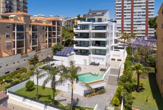 Appartement en Roca de la 9. Sofisticado apartamento de lujo de 2 dormitorios  estilo boutiqu