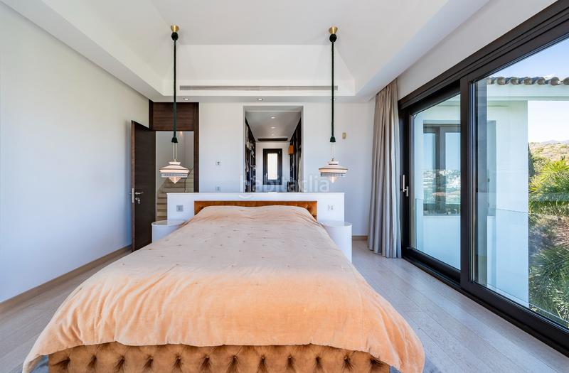 Foto b877a836-610d-4334-a4e8-94346d0fc613. Casa villa de lujo en primera línea de golf en Los Flamingos, con vistas panorámicas. en Benahavís