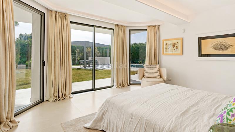 Foto a8df99a7-aae6-47cb-9d19-e6bc0908fd64. Casa amb calefacció aparcament piscina a Nagüeles Alto Marbella