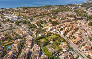 Terreny residencial a Nueva Atalaya. Oportunidad única! terreno de con alta edificabilidad en ubicaci