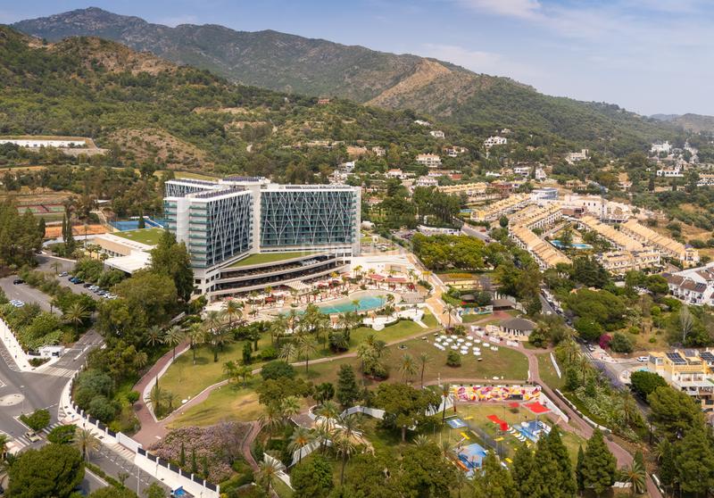 Foto 055bb766-1c38-47b5-ac91-7aabffc7d1b6. Casa amb aparcament piscina a Valdeolletas - Las Cancelas - Xarblanca Marbella