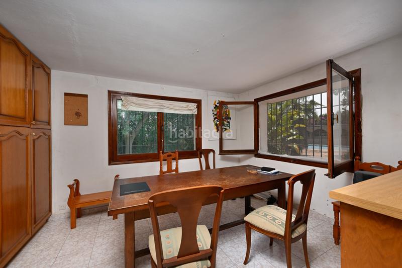 Foto 4bb1fefd-96b5-46ca-8597-5eeb36df986e. Casa amb aparcament piscina a Valdeolletas - Las Cancelas - Xarblanca Marbella