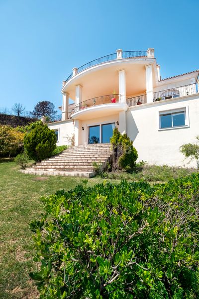Foto 33c89022-eeb5-48e7-b3d0-3a343532338f. Casa amb aparcament piscina a altos de Estepona Estepona