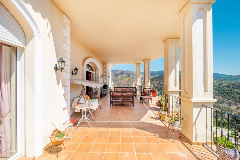 Foto 58d515d3-aa09-4801-b455-63437eb7293f. Casa amb aparcament piscina a altos de Estepona Estepona
