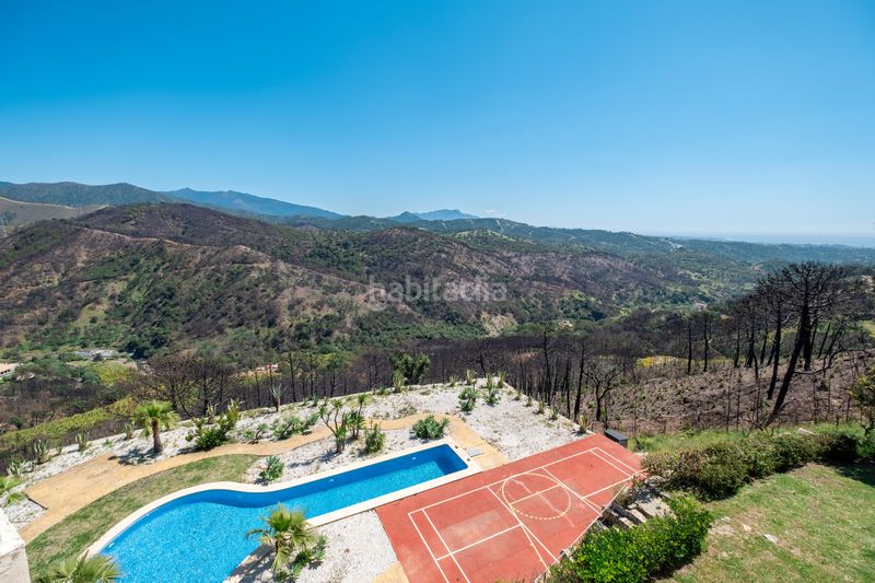 Foto bee25958-ab87-418b-8560-ca5ac0df3fec. Casa amb aparcament piscina a altos de Estepona Estepona