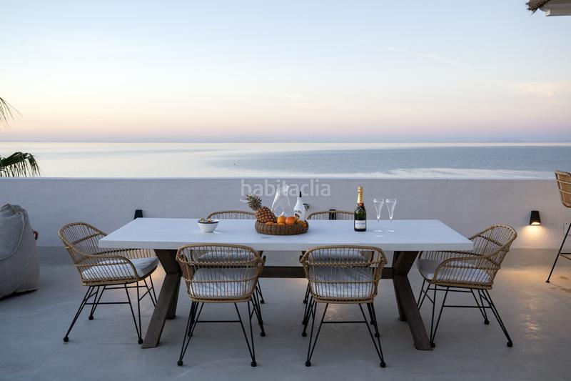 Foto 10dc6cd9-094d-4bc1-a054-8f3984e59efc. Ático 7 exclusivos áticos en primera línea de playa viva en su máxima expresión impresionantes áticos con vistas panorámicas en Estepona