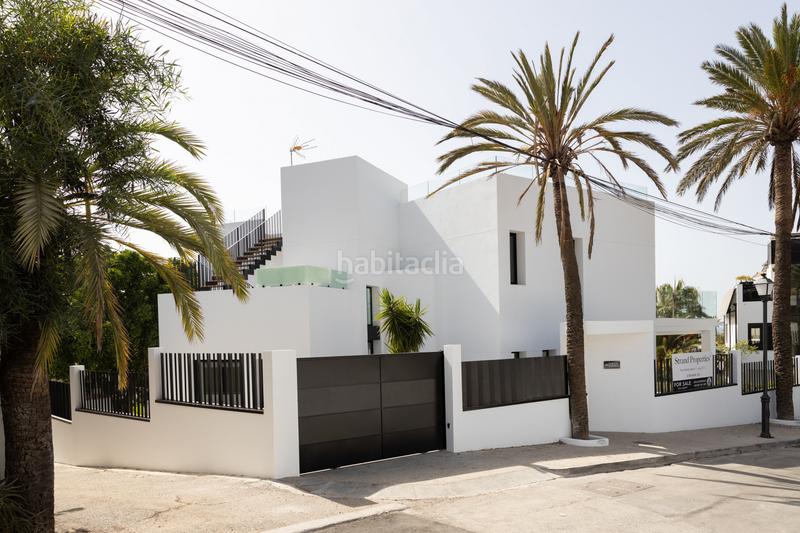 Foto 84fc8e76-a446-4bdd-a612-f2218ea19d95. Casa amb piscina a Marbesa Marbella