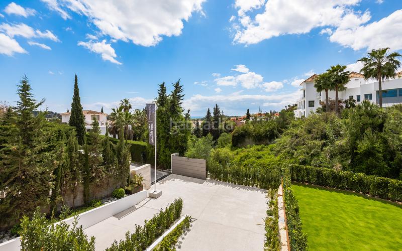 Foto a6d19758-3a98-4ce1-9606-21f92d87f1f9. Casa exclusiva villa de lujo con vistas panorámicas en el paraíso, en Estepona