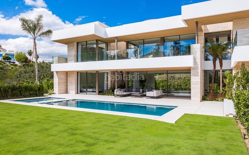 Foto aef7870a-a01c-43b3-8e60-d9a021db47b8. Casa exclusiva villa de lujo con vistas panorámicas en el paraíso, en Estepona