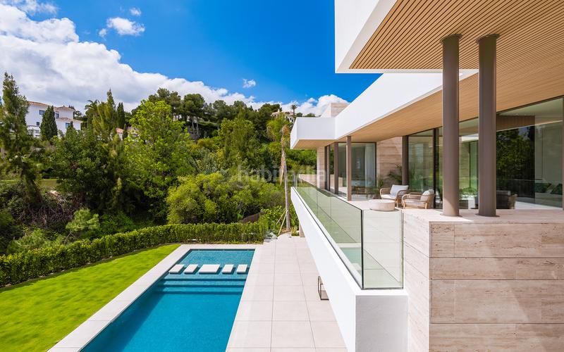 Foto b9442ec1-b47a-43a6-bbc7-09addc095b07. Casa exclusiva villa de lujo con vistas panorámicas en el paraíso, en Estepona