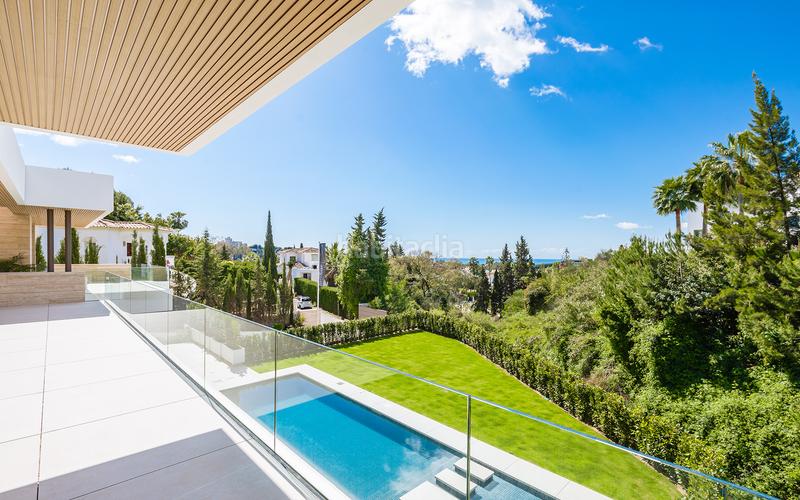Foto c056354e-f295-414c-bf3c-69ee72b114b0. Casa exclusiva villa de lujo con vistas panorámicas en el paraíso, en Estepona