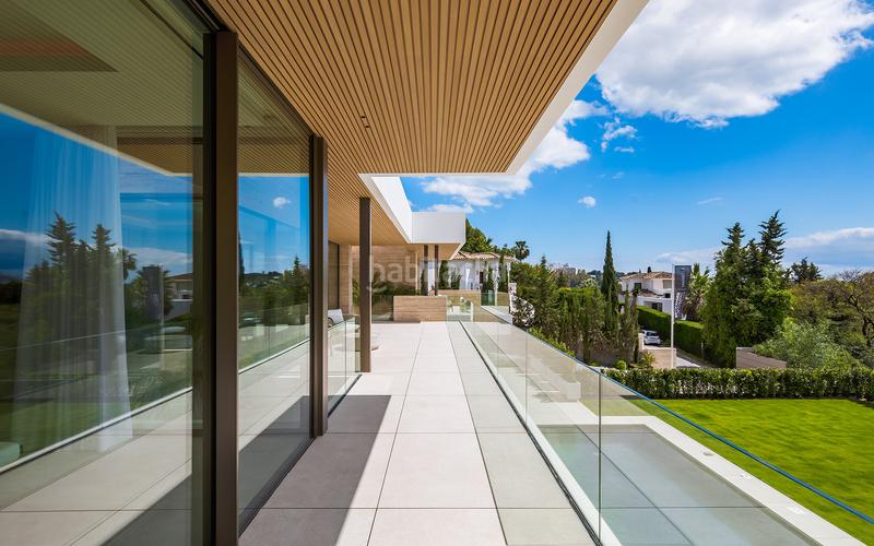 Foto da1301c2-7f5f-45d3-8553-9de739bc7f17. Casa exclusiva villa de lujo con vistas panorámicas en el paraíso, en Estepona
