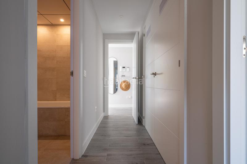 Foto 2d03c4c1-39c5-4ea0-85b1-c19e973a1a38. Apartament amb aparcament piscina a El Faro de Calaburra - Chaparral Mijas