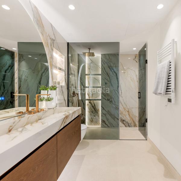 Foto a23c4cfb-ac76-4ae9-900d-e1ec9ed6f5d6. Apartamento primera linea complex apartamento los monteros en Marbella
