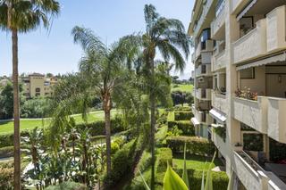 Apartament a San Pedro de Alcántara Pueblo. Apartamento primera linea golf  san pedro  marbella