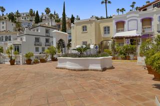 Maison jumelée à La Quinta. Casa adosada en la heredia  benahavis