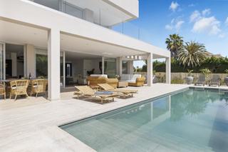 Maison à San Pedro de Alcántara Pueblo. Villa nueva  san pedro  marbella