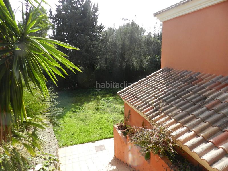Foto 0ca06897-2ea0-418e-9b06-84f2c5689eec. Casa amb aparcament piscina a Sotogrande alto Sotogrande