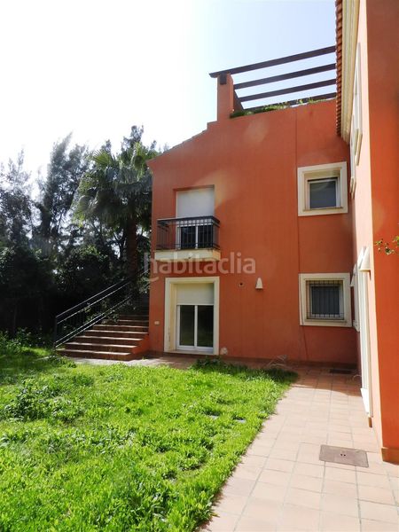 Foto 50a8517b-91a9-493b-bfa5-097b10c777bd. Casa amb aparcament piscina a Sotogrande alto Sotogrande
