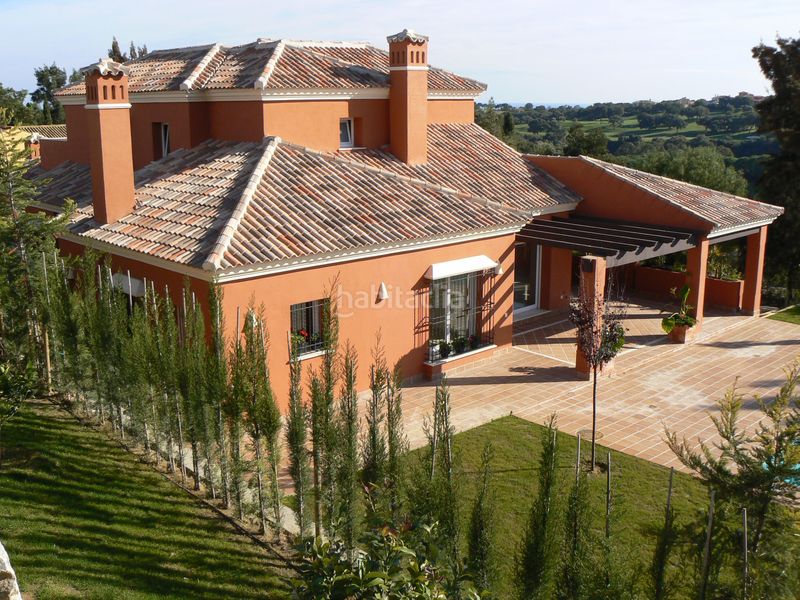 Foto 7fc4d4b6-1501-4bee-ab10-3e8f903fadb9. Casa amb aparcament piscina a Sotogrande alto Sotogrande
