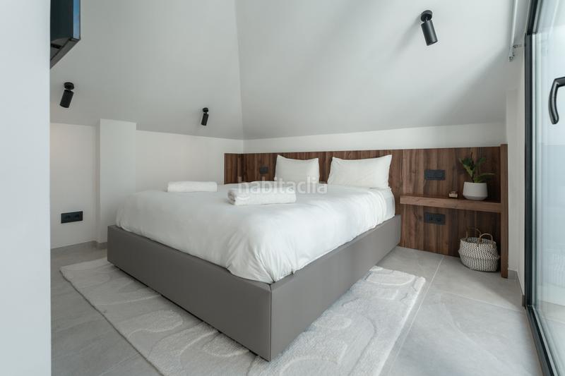 Foto 64fd5e1f-3a7b-49d3-8455-a1f7013202d5. Attico con parcheggio piscina in Nueva Andalucía centro Marbella